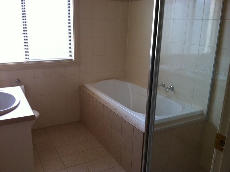 17 Keane Court, Evanston Park SA 5116