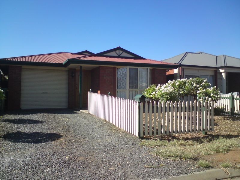 19 Greening Drive, Evanston Park SA 5116