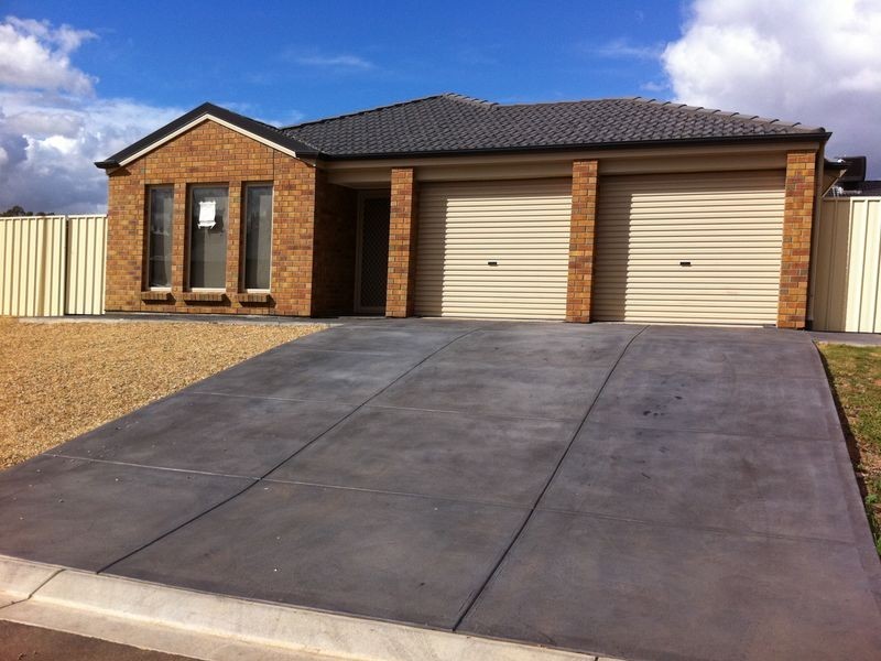 10 Curnow Court, Evanston Park SA 5116