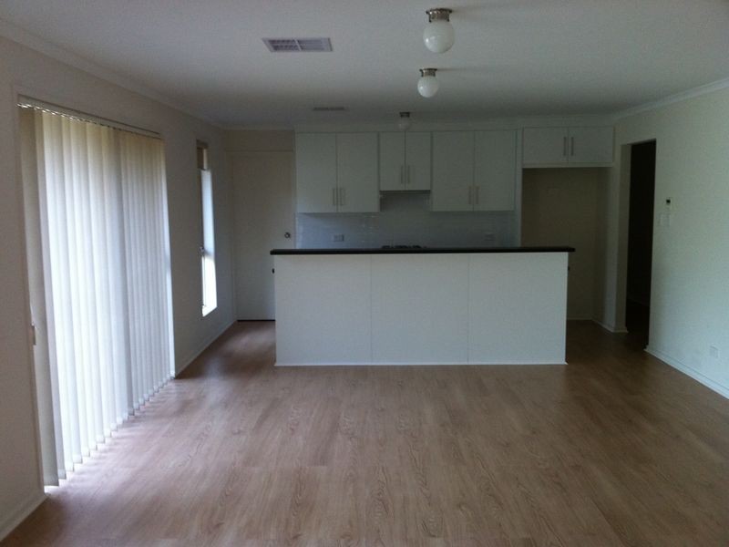 10 Curnow Court, Evanston Park SA 5116