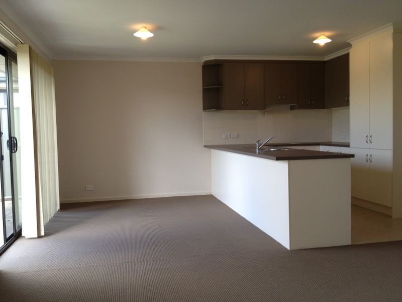 61 Serpentine Circuit, Andrews Farm SA 5114