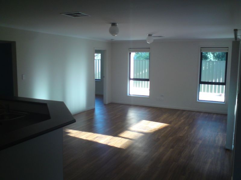 1 Dyson Road, Evanston SA 5116