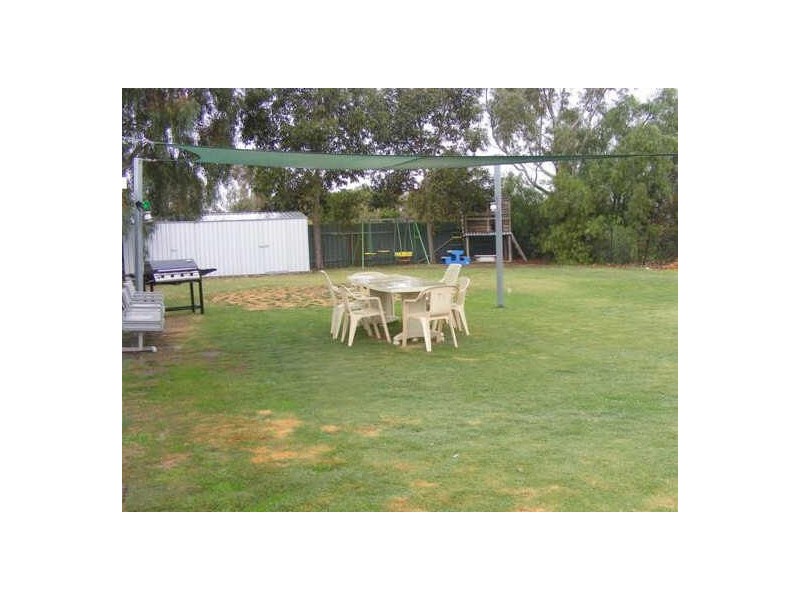 4 MARGARET ROAD, Lewiston SA 5501