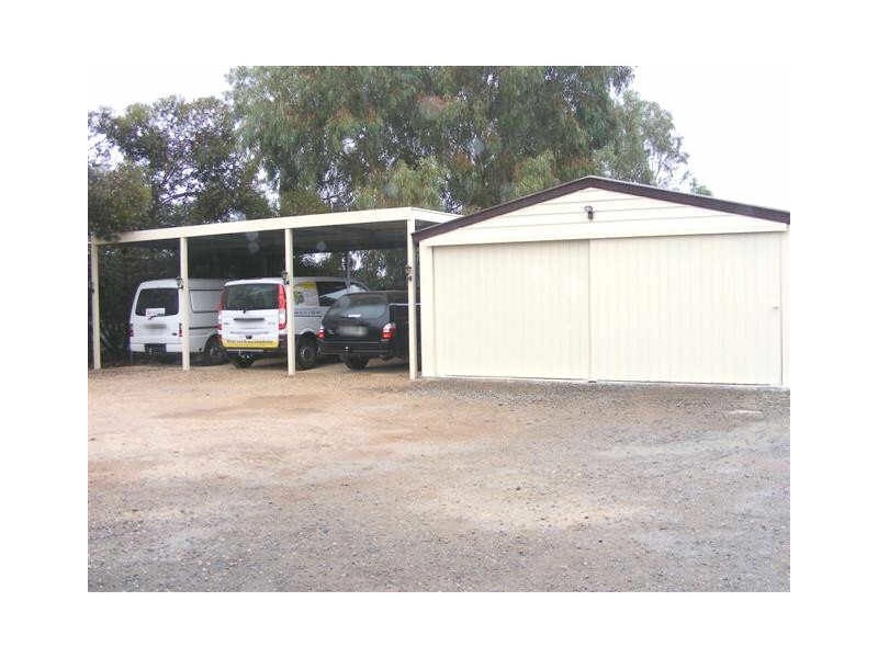 4 MARGARET ROAD, Lewiston SA 5501