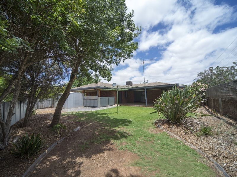 3 Parham Court, Evanston Park SA 5116