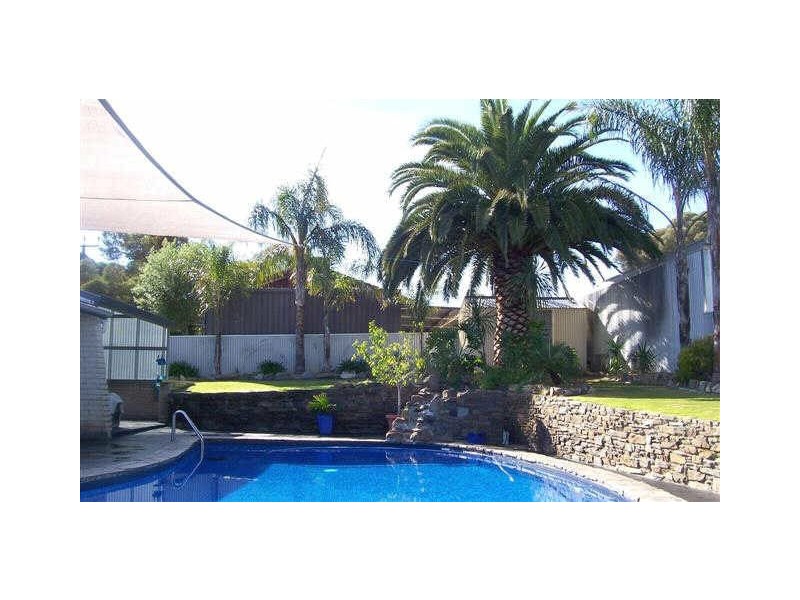 33 EDWARD STREET, Willaston SA 5118