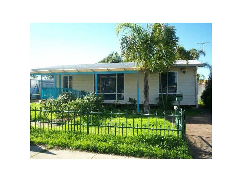 2A BARNETT STREET, Evanston SA 5116