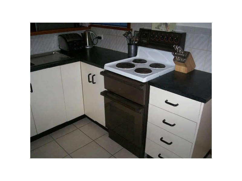 2A BARNETT STREET, Evanston SA 5116