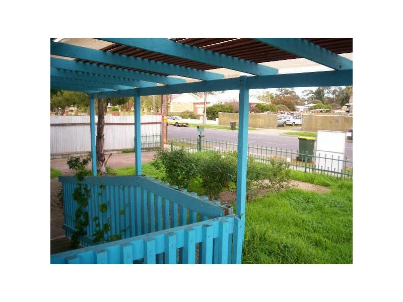 2A BARNETT STREET, Evanston SA 5116