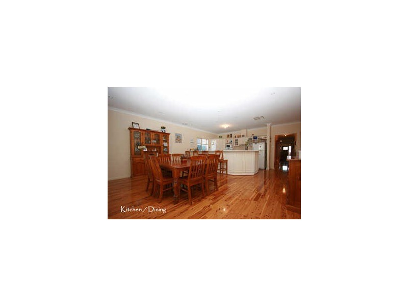 8 EAGLE COURT, Hewett SA 5118