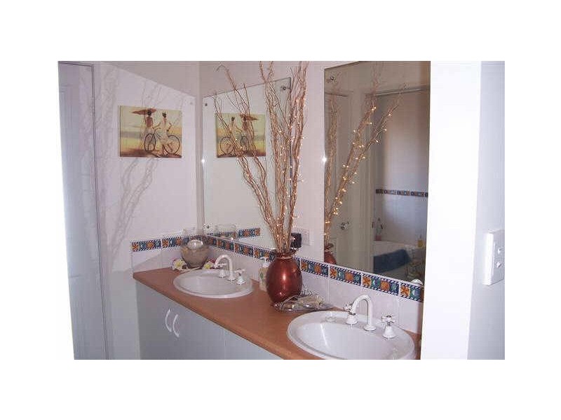 12 TONER CRESCENT, Evanston Park SA 5116