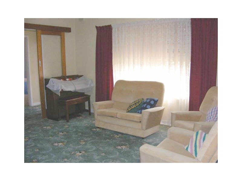 6 HILLIER ROAD, Evanston SA 5116