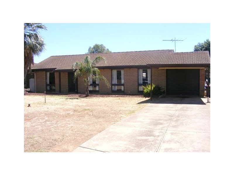 18 GREEN CRESCENT, Hillbank SA 5112