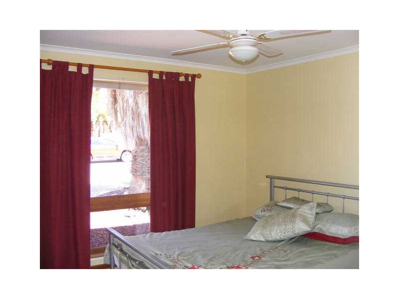 18 GREEN CRESCENT, Hillbank SA 5112