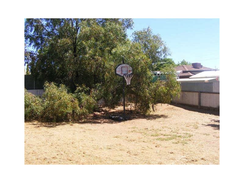 18 GREEN CRESCENT, Hillbank SA 5112