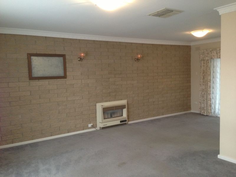 8 Urlwin Avenue, Evanston Park SA 5116