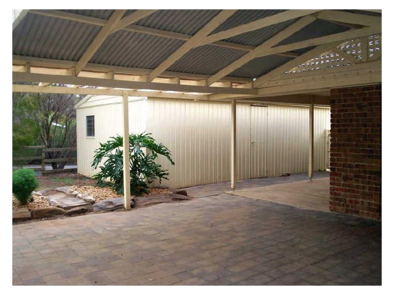 11 CHURCH STREET, Williamstown SA 5351