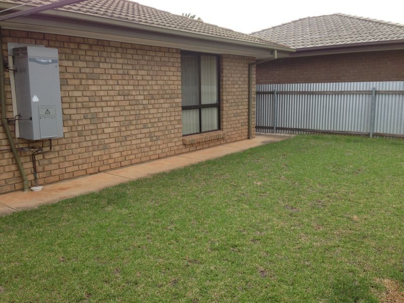 4/25 Holmes Street, Willaston SA 5118