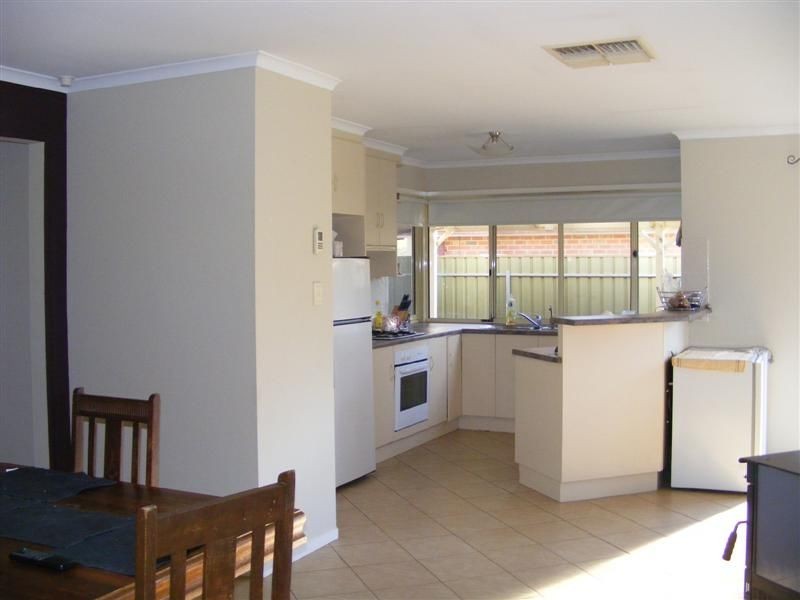 12 DAWN CLOSE, Andrews Farm SA 5114