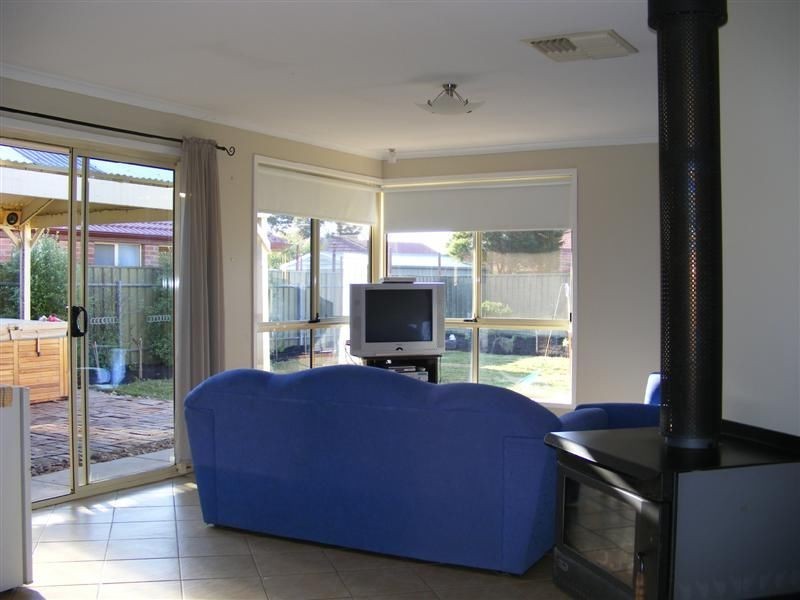 12 DAWN CLOSE, Andrews Farm SA 5114