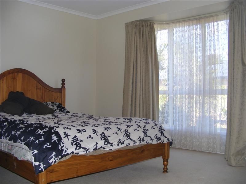 12 DAWN CLOSE, Andrews Farm SA 5114
