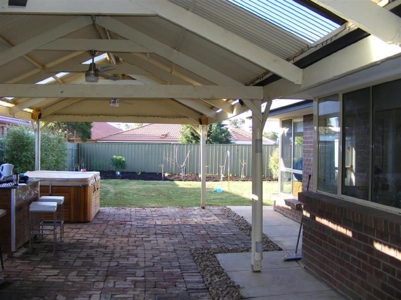 12 DAWN CLOSE, Andrews Farm SA 5114