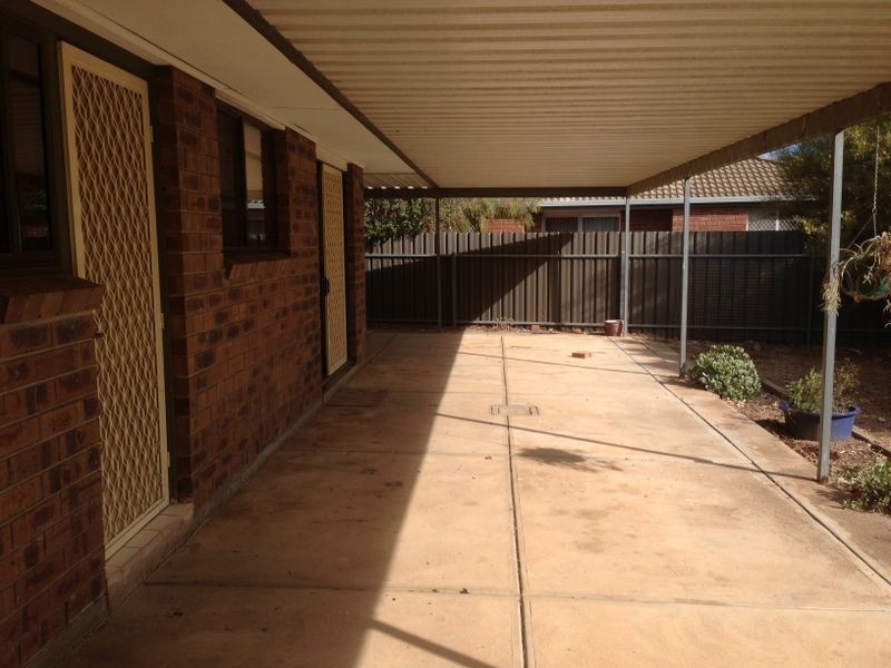 17 Causby Crescent, Willaston SA 5118