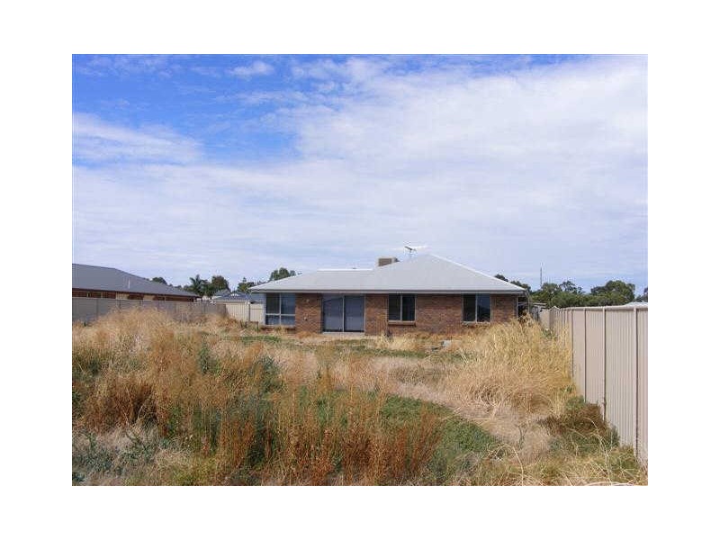 1 DAPHNE STREET, Angle Vale SA 5117