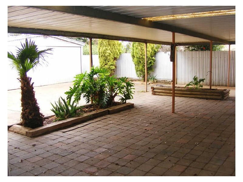 22 CHAMBERLAIN ROAD, Willaston SA 5118