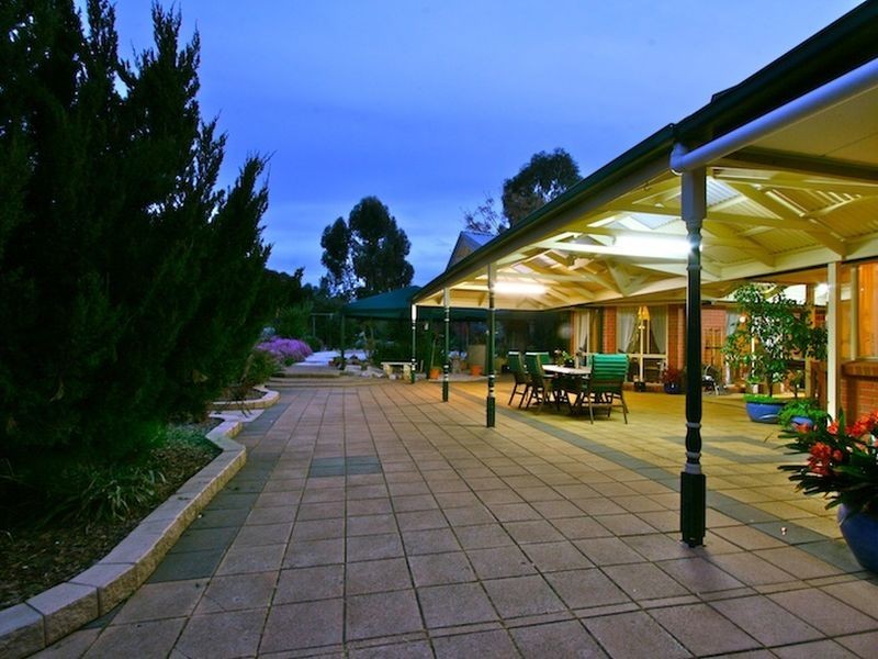 10 PURCELL GROVE, Evanston Park SA 5116