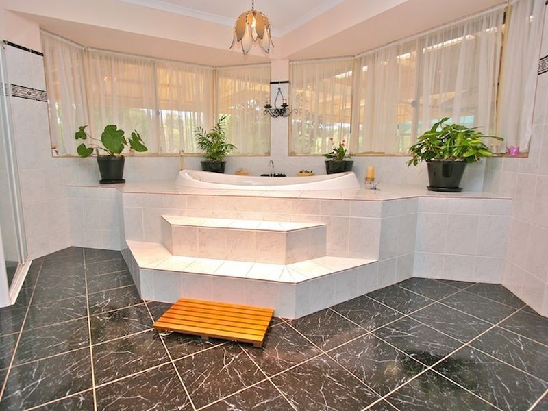 10 PURCELL GROVE, Evanston Park SA 5116