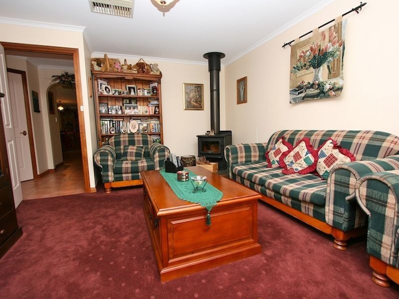 10 PURCELL GROVE, Evanston Park SA 5116
