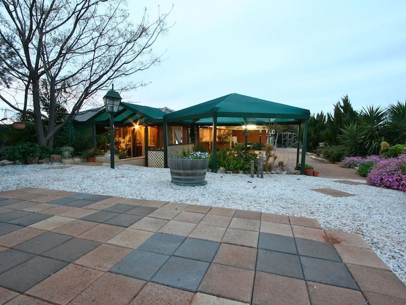 10 PURCELL GROVE, Evanston Park SA 5116