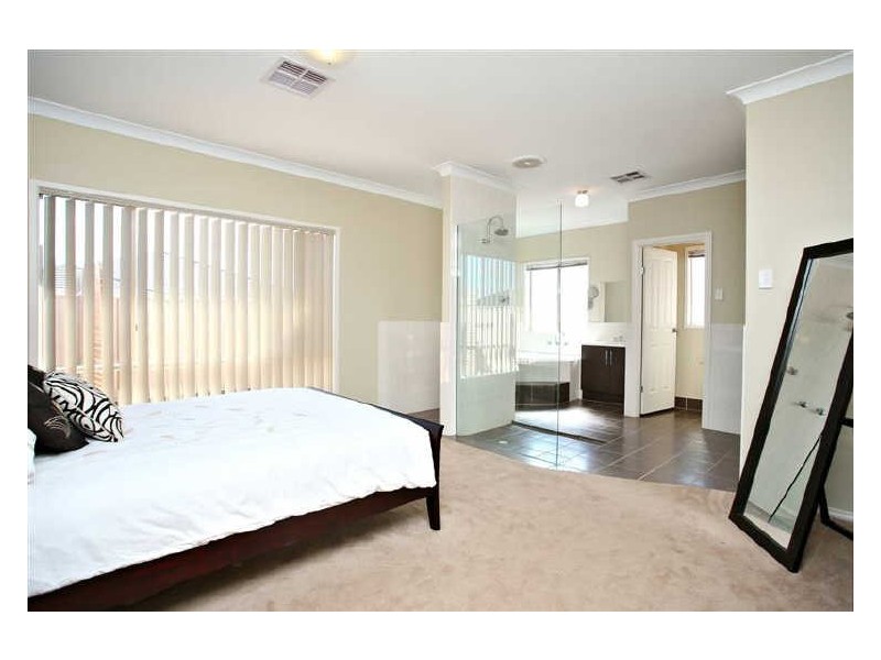 9 HAZEL AVENUE, Angle Vale SA 5117