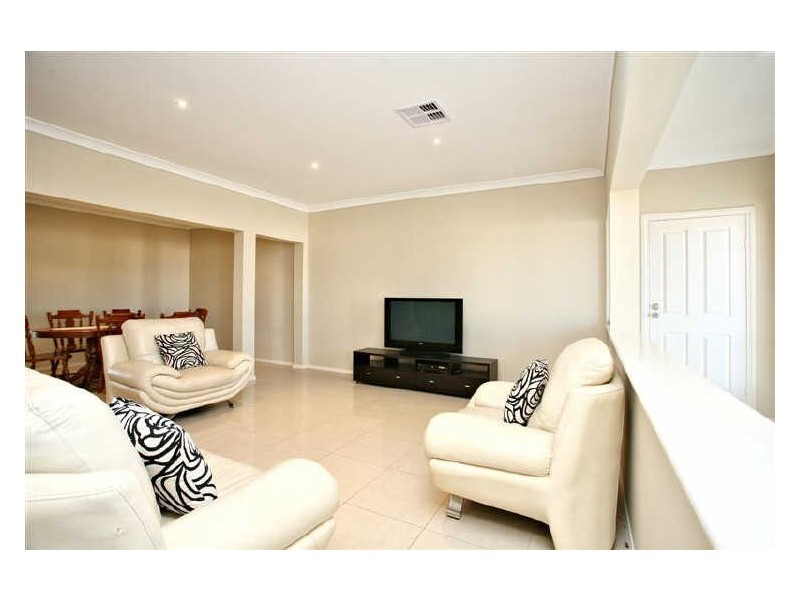 9 HAZEL AVENUE, Angle Vale SA 5117