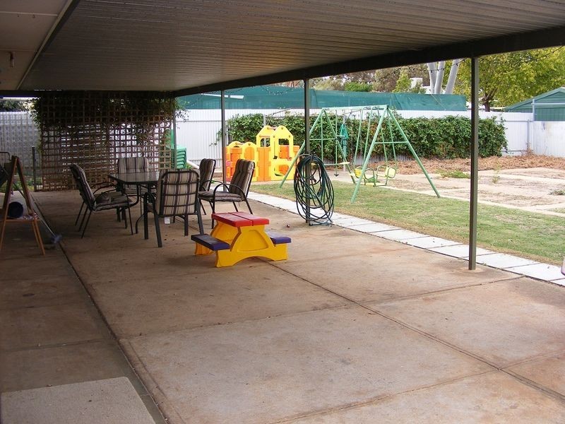 12 GREY CRESCENT, Evanston Gardens SA 5116