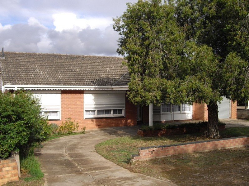 13 EIGHTH STREET, Gawler South SA 5118