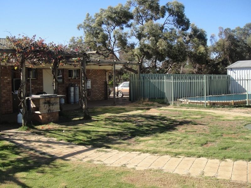 12 LIONEL ROAD, Lewiston SA 5501