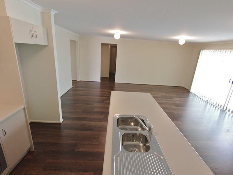 8/61 Para Road, Evanston SA 5116