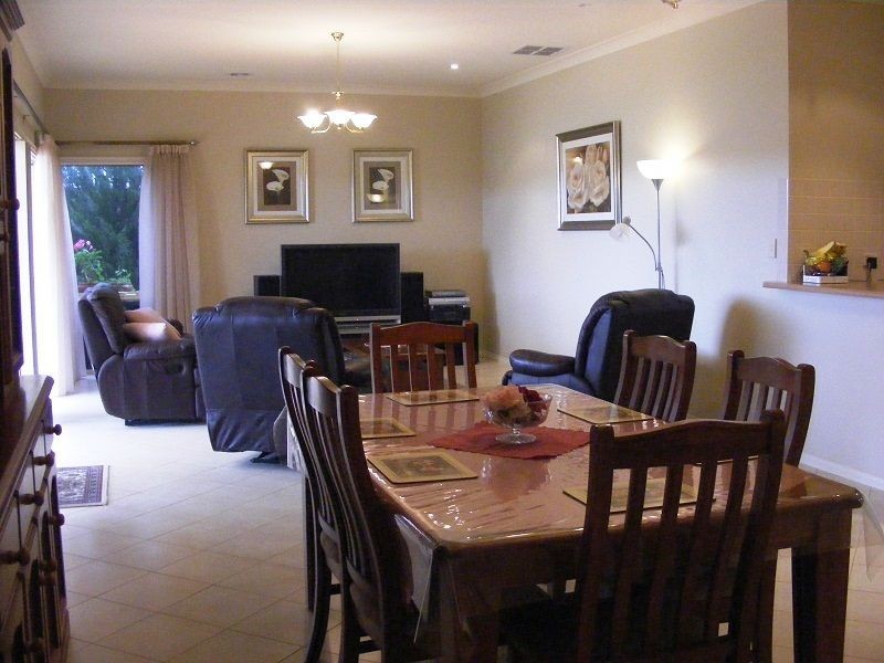 80 KINGFISHER DRIVE, Hewett SA 5118