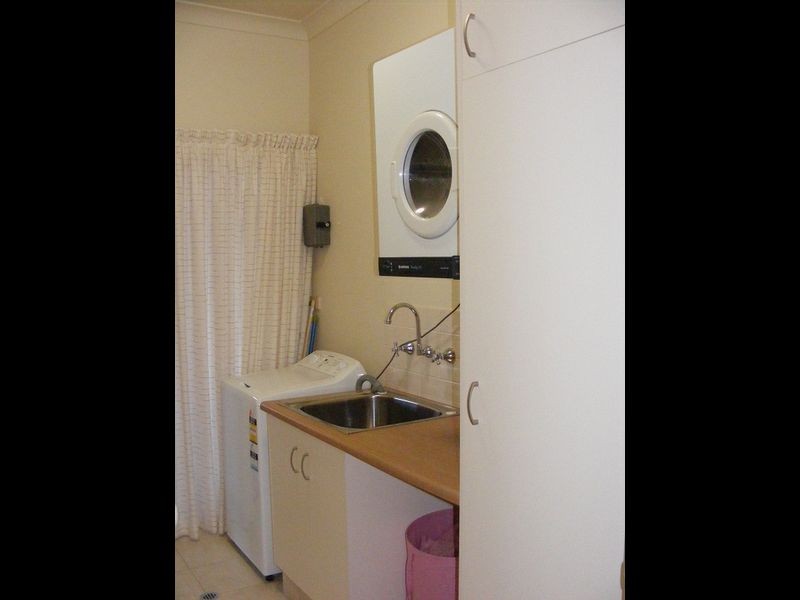 80 KINGFISHER DRIVE, Hewett SA 5118