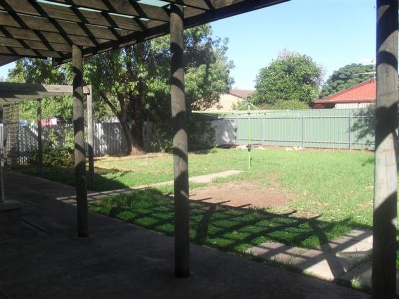 21 Palari Crescent, Munno Para SA 5115