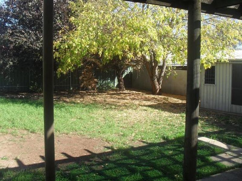 21 Palari Crescent, Munno Para SA 5115
