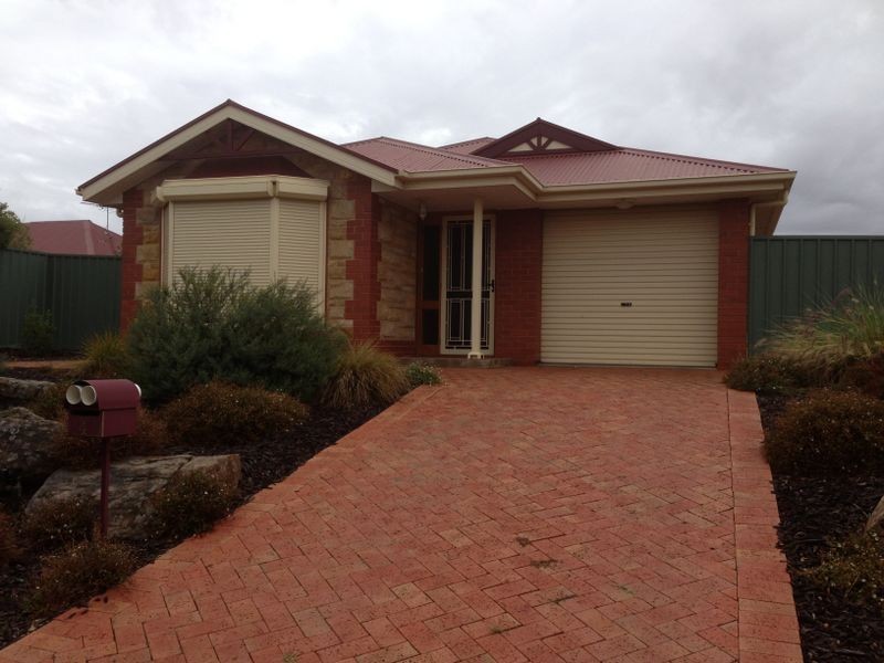 4 Oaklands Circuit, Hewett SA 5118