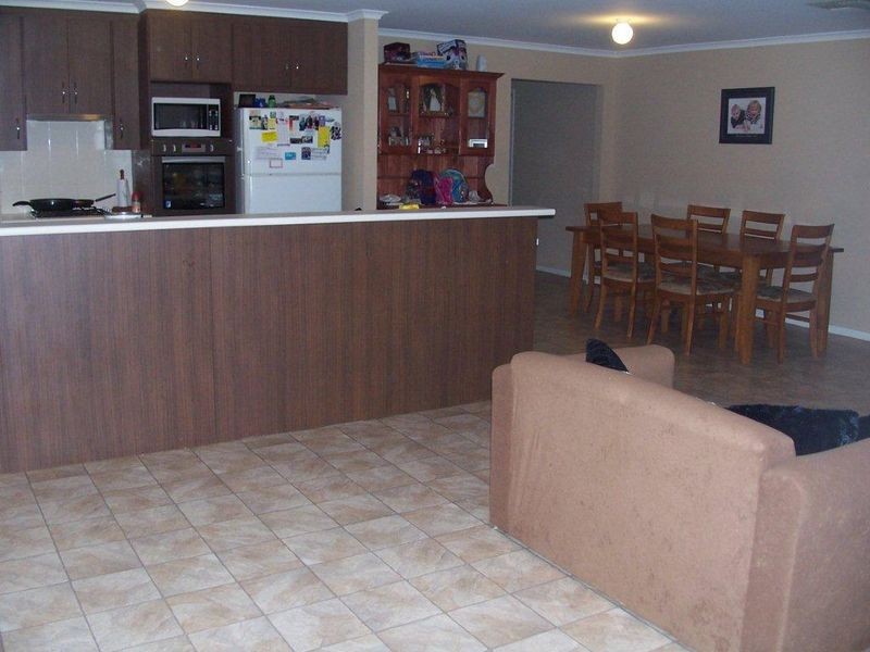 160 PRESIDENT AVENUE, Andrews Farm SA 5114