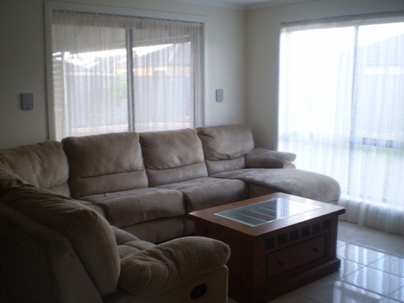 21 LAKESIDE DRIVE, Andrews Farm SA 5114