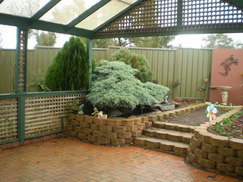 6 CHARLES FRY COURT, Williamstown SA 5351
