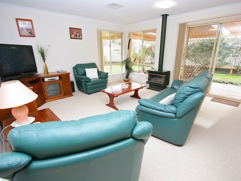 8 COLEMAN PARADE, Evanston Park SA 5116