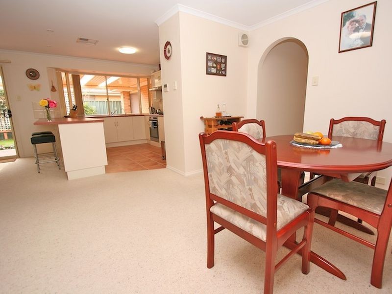 8 COLEMAN PARADE, Evanston Park SA 5116