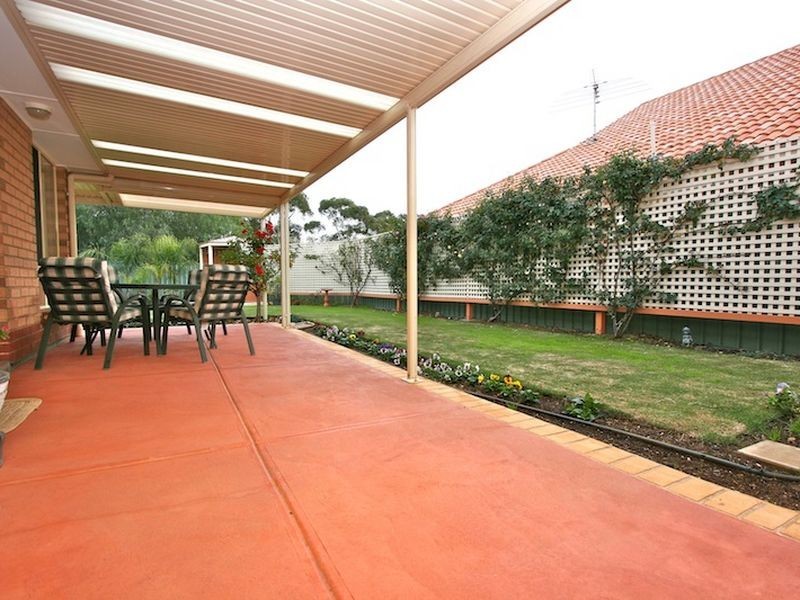 8 COLEMAN PARADE, Evanston Park SA 5116